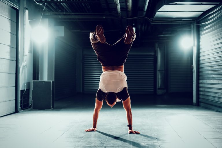 Handstand lernen ohne Wand